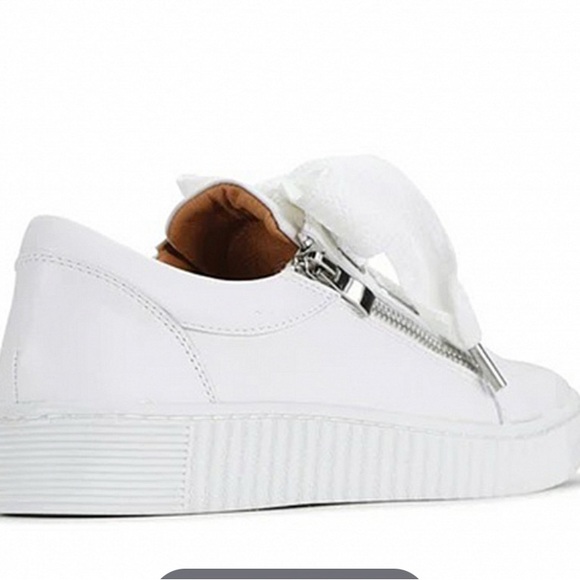 EOS Women's White Sneakers - Picture 3 of 8